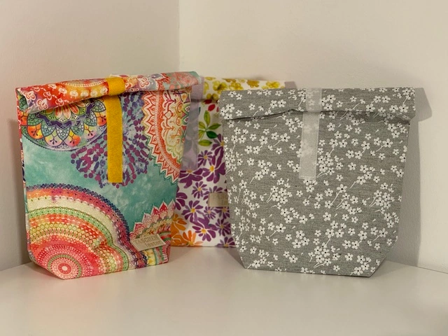 Pflegeleichtes Accessoire aus Stoff oder upgecycelter Jeans – Beispiel 4