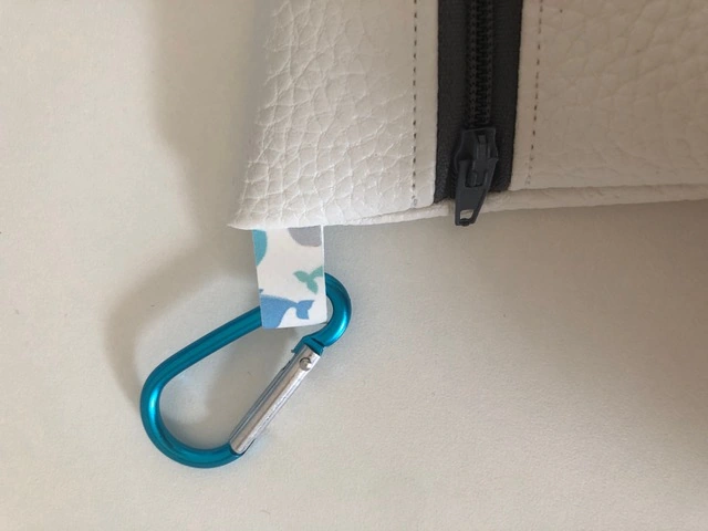 Individuell geflochtene Tasche aus robuster LKW-Plane – Beispiel 1
