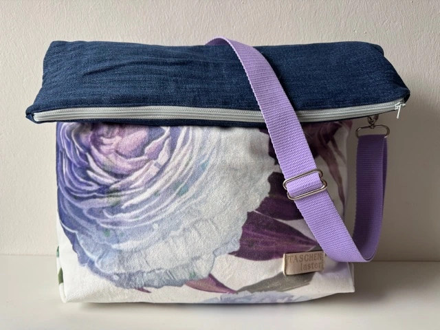 Fold-over Bag mit sicherer Umschlagklappe – Foto 3