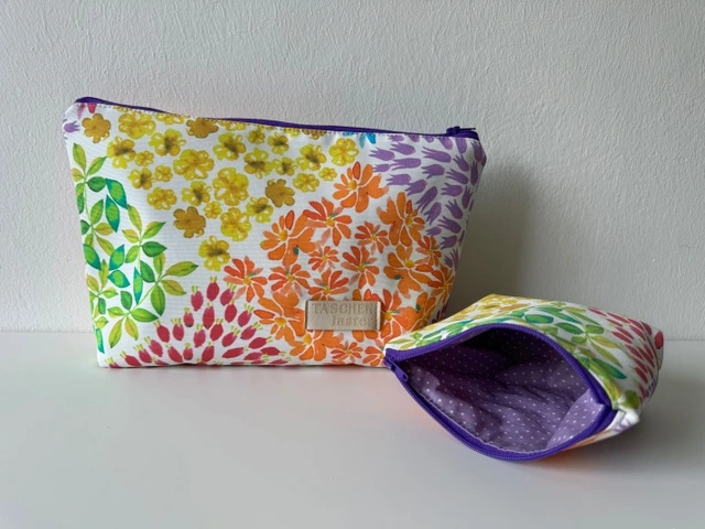 Waschbare Kosmetiktasche aus farbigem Stoff – Beispiel 2