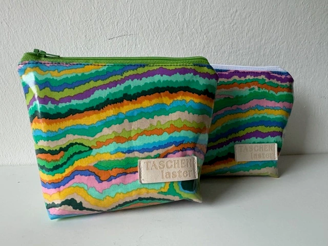 Waschbare Kosmetiktasche aus farbigem Stoff – Beispiel 6