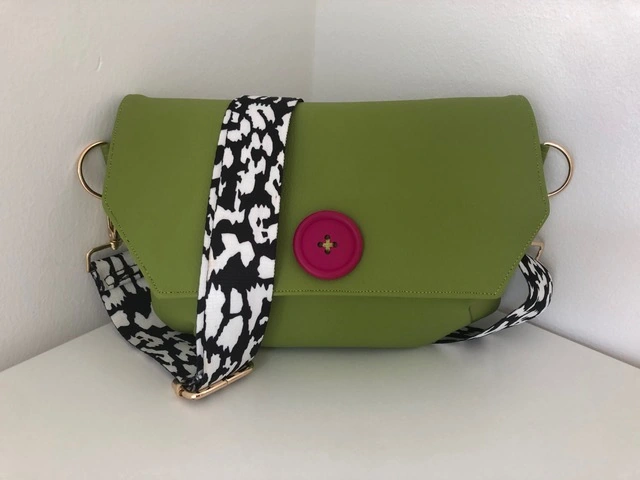 Kleine Nachtschwärmerin-Abendtasche – Foto 6